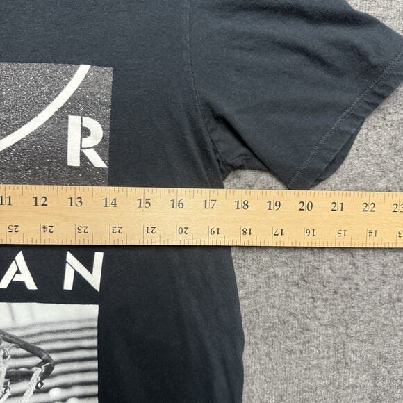 Air Jordan Short Sleeve T Shirt Mens Small Black Basketball Logo Swoosh Pullover - Picture 3 of 5